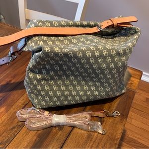 Grey and tan Dooney and Bourke bag!!